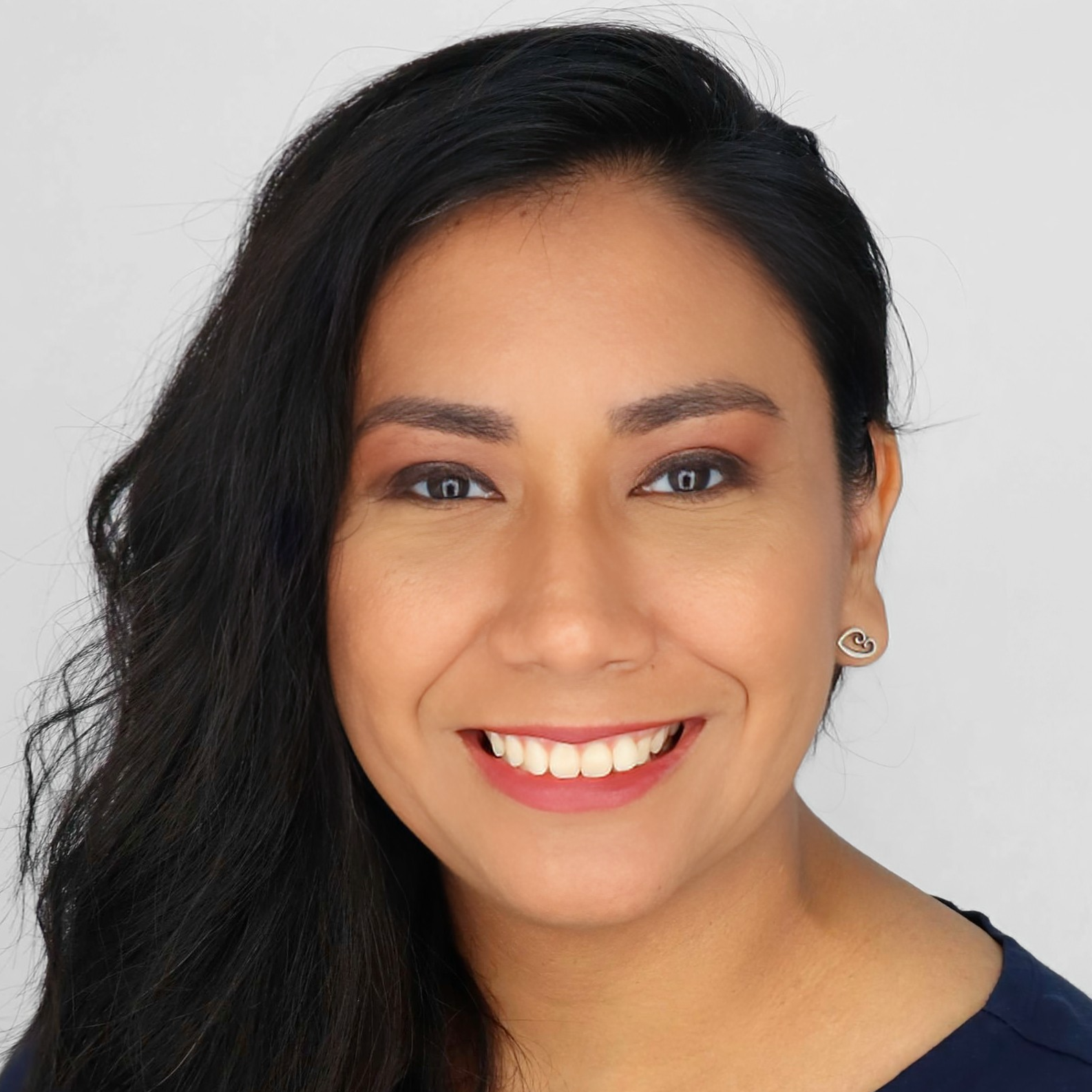 Cinnamon Schulze Headshot